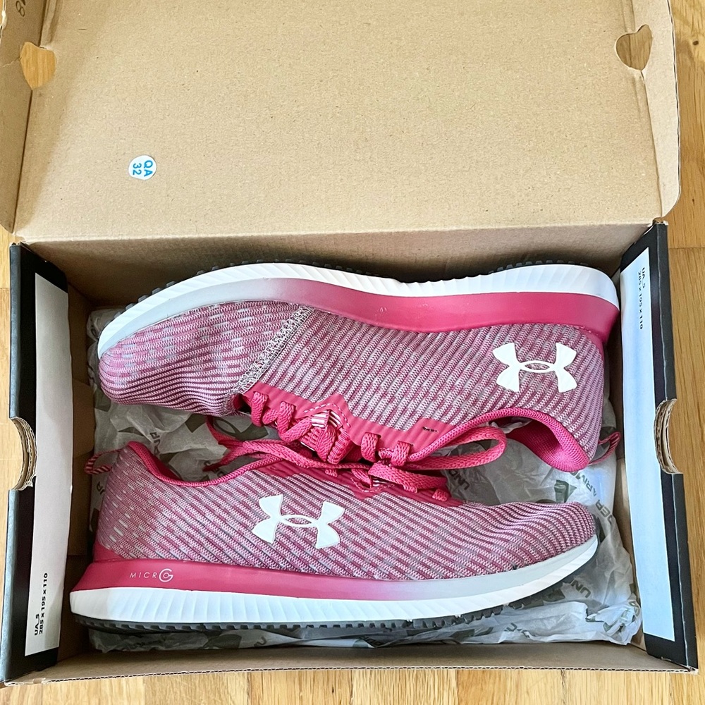 Under Armour “UA W MICRO G BLUR 2 Pink Rose” Sneakers